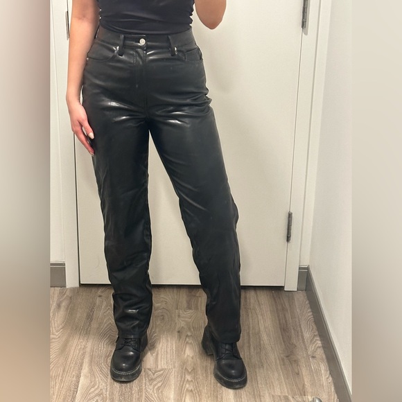 leather pants size 4 - Picture 1 of 3